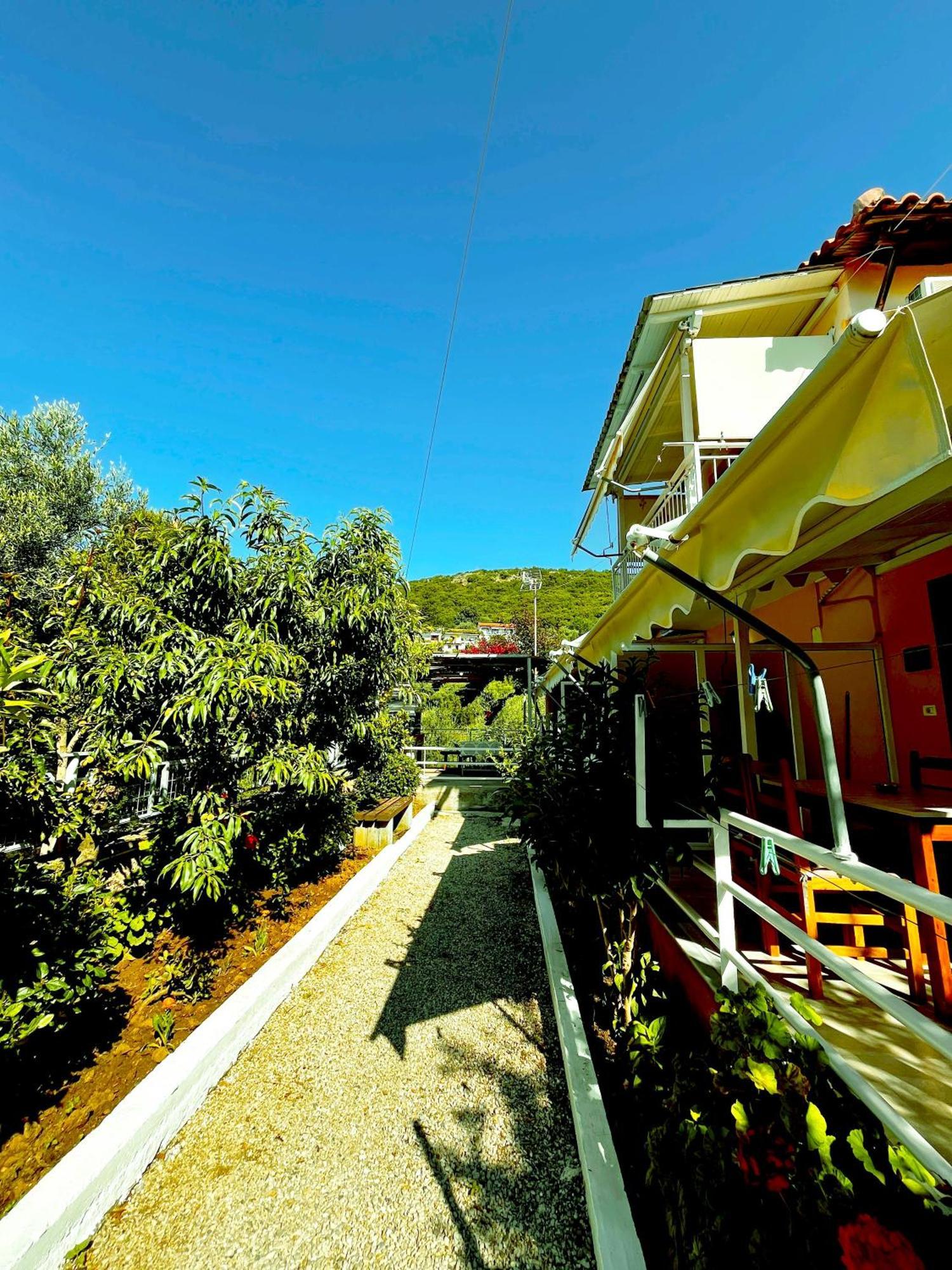 Garden Rooms Химара Экстерьер фото