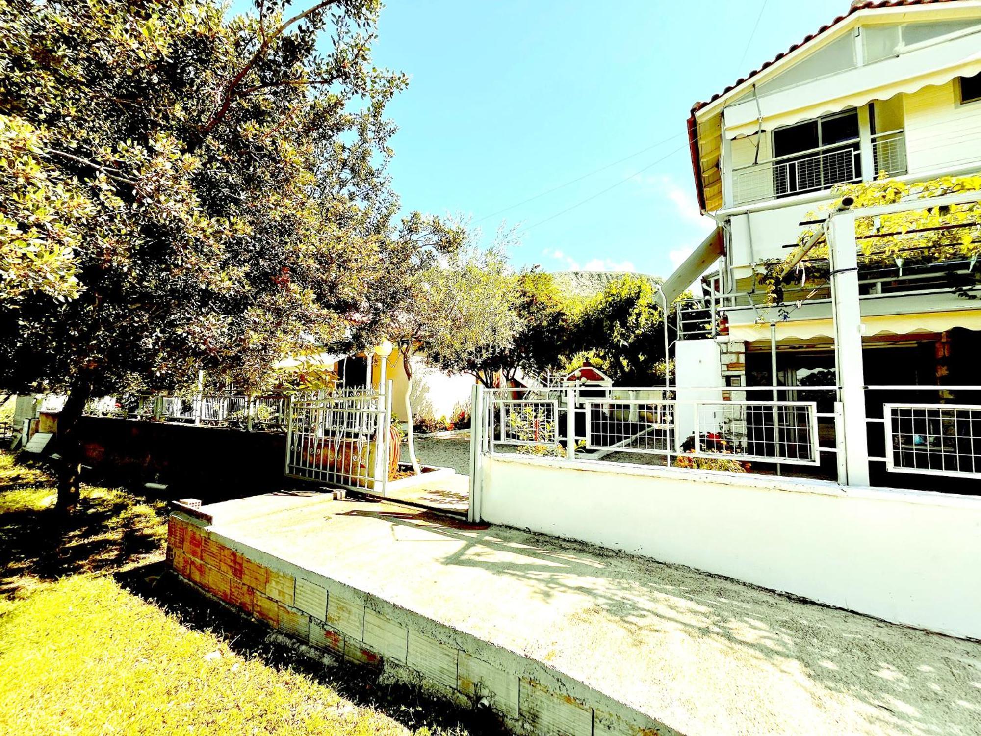 Garden Rooms Химара Экстерьер фото